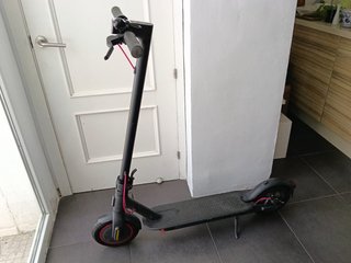 Patinete Eléctrico Negro