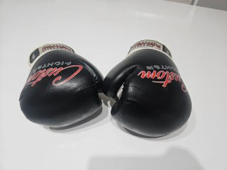 Guantes Boxeo Custom Fighter 12oz Negros/Blancos