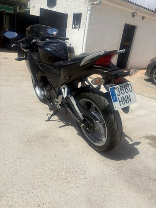 Honda CBR Negra Deportiva