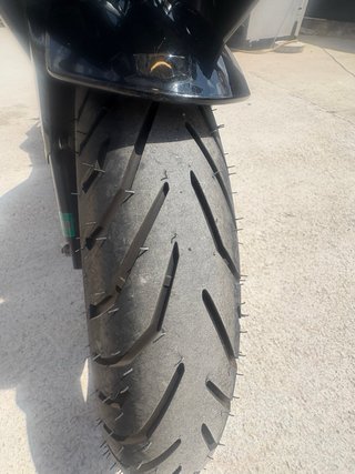Honda CBR Negra Deportiva