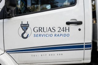 Servicio de grúas 24-h