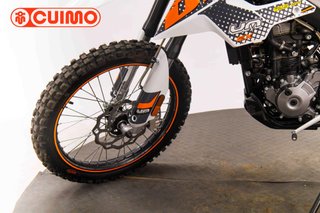UM DSR 125