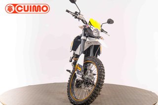UM DSR 125