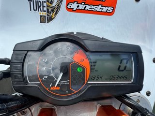 KTM 690 Enduro con Kit Rally Adventure