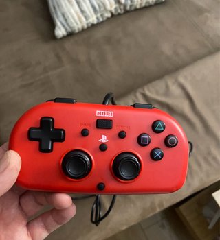 Mando Hori Mini Wired Gamepad PS4