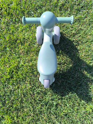 Bicicleta de equilibrio infantil
