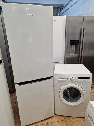 Nevera Hisense y Lavadora Blanca