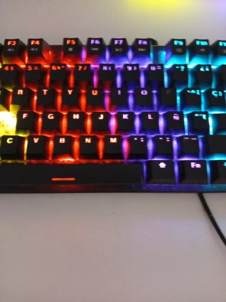 Teclado Gaming RGB Negro precio négociable