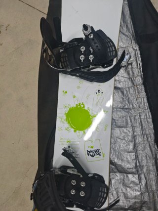 Tabla snow + Funda Dakine 153