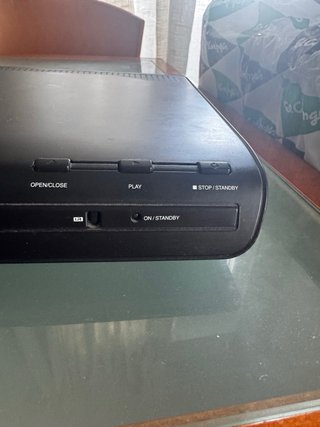 Reproductor DVD y mando a distancia
