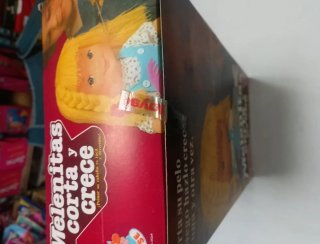 Muñeca Melenitas Corta y Crece