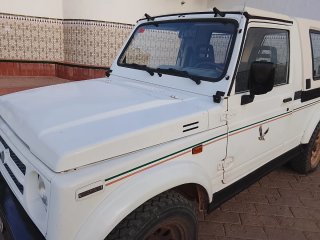 Suzuki Samurai Blanco