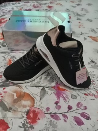 Zapatillas Skechers Talla 39 Negro/Dorado
