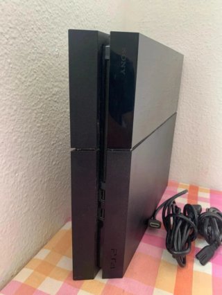 PS4 (PlayStation 4) Negra
