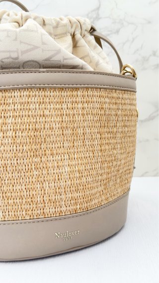 Bolso bucket Naulover PP y rafia