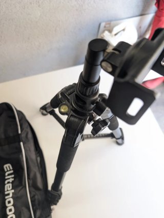Trípode Elitehood para móvil