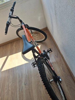 Bicicleta Montaña (MTB) Naranja/Negra