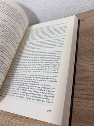 Los viajes de Joenes; La tienda de los mundos