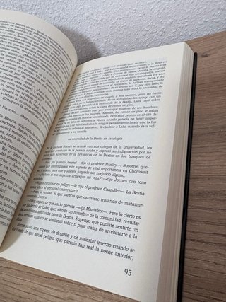 Los viajes de Joenes; La tienda de los mundos