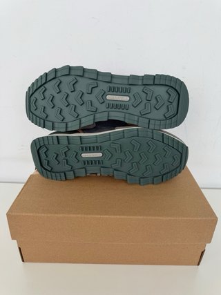 Zapatillas de piel Merrell nuevas. Talla 40