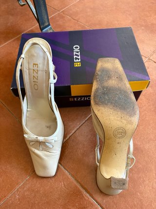Zapatos Ezzio Beige Tacon Fiesta