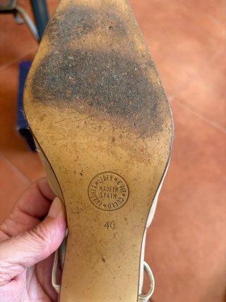 Zapatos Ezzio Beige Tacon Fiesta