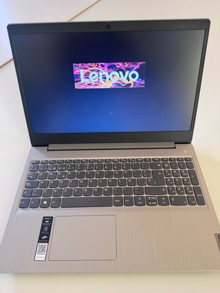 Lenovo IdeaPad 3 15ADAD05 Plata