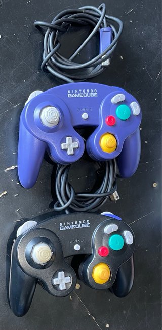 Nintendo GameCube Pack 2 Mandos + 2 Memory Cards