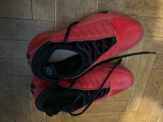 Zapatos Deportivos Rojos