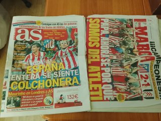 2010 Atlético 2 UEFA campeón marca y As periódicos