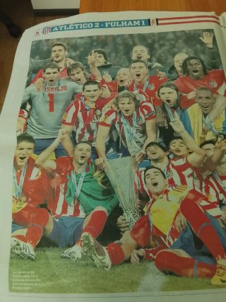 2010 Atlético 2 UEFA campeón marca y As periódicos