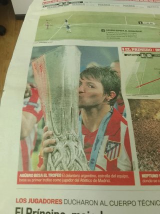 2010 Atlético 2 UEFA campeón marca y As periódicos