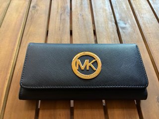 Monedero Michael Kors Negro y Dorado