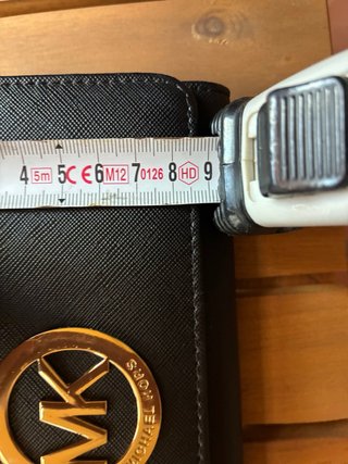 Monedero Michael Kors Negro y Dorado