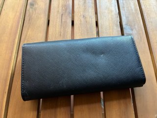 Monedero Michael Kors Negro y Dorado