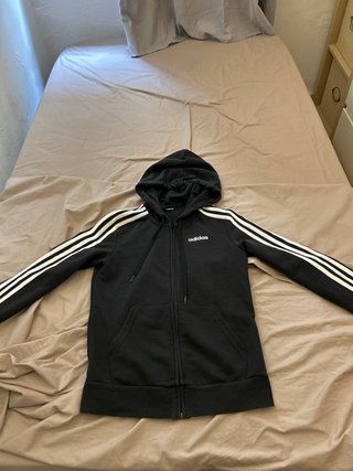 Conjunto Adidas Negro Camiseta y Mallas