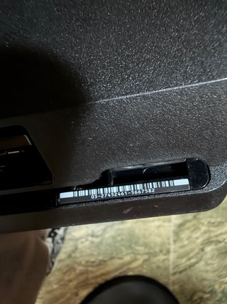 PS4 Slim 1TB + Mando Original y Cables