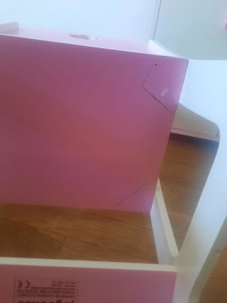 Armario de juguete + regalo