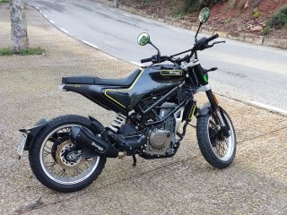 Husqvarna Svartpilen 401
