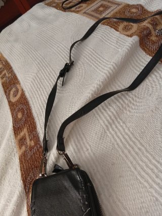 Bolso blanco pequeño