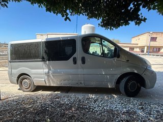 Opel Vivaro 2006 camper sin homologar