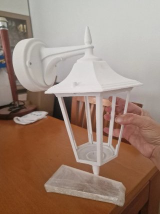 Farol de pared blanco