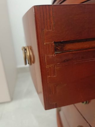 Mesitas de noche clásicas