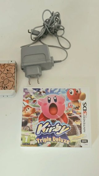 Nintendo New 3DS XL Kirby Triple Deluxe