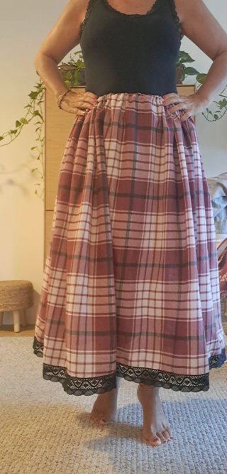 Solo Falda 85cm , regional, serrana, casera