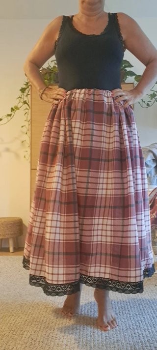 Solo Falda 85cm , regional, serrana, casera