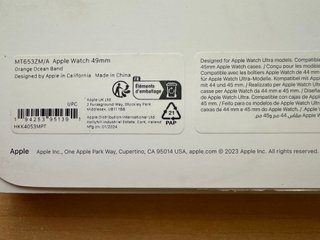 Apple Watch ULTRA 49mm. Orange Ocean Band