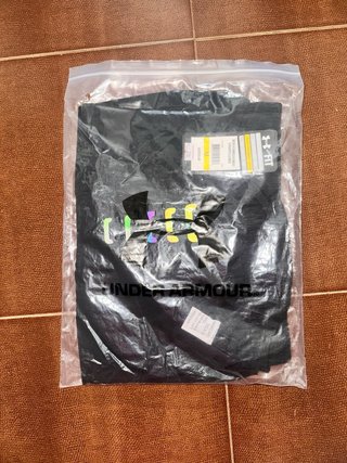 Conjunto Under Armour Azul Marino y Negro Talla M