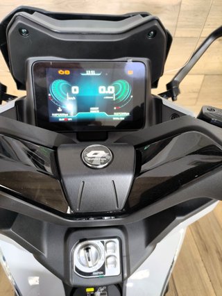 QJ Motor FORT 125 N - Matriculación GRATIS