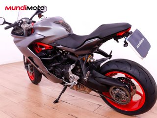 DUCATI SUPERSPORT 939